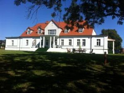 Dwór Tarnowo Mansion, Kostrzyn
